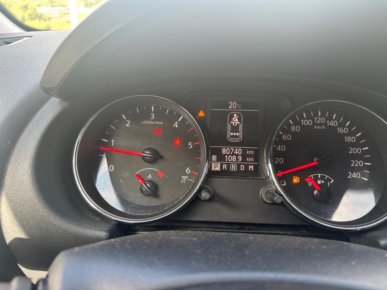 Nissan Qashqai Qashqai+2 2.0 dCi DPF 4WD aut. n-tec solo 80.000 km !!