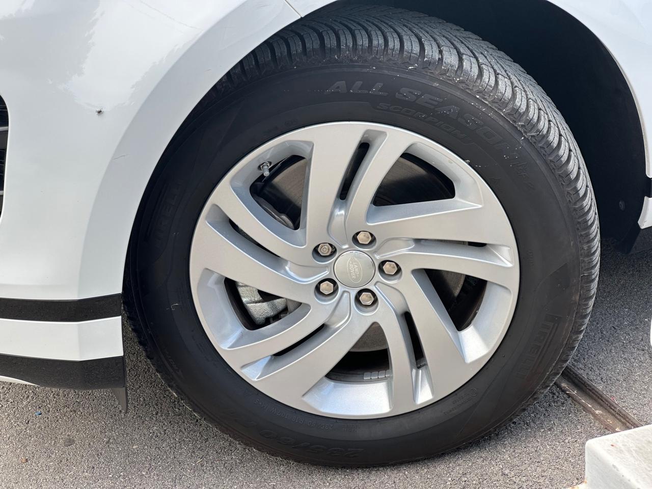 Land Rover Range Evoque 2.0D I4-L.Flw 150CV AWD Aut R-Dynamic HSE