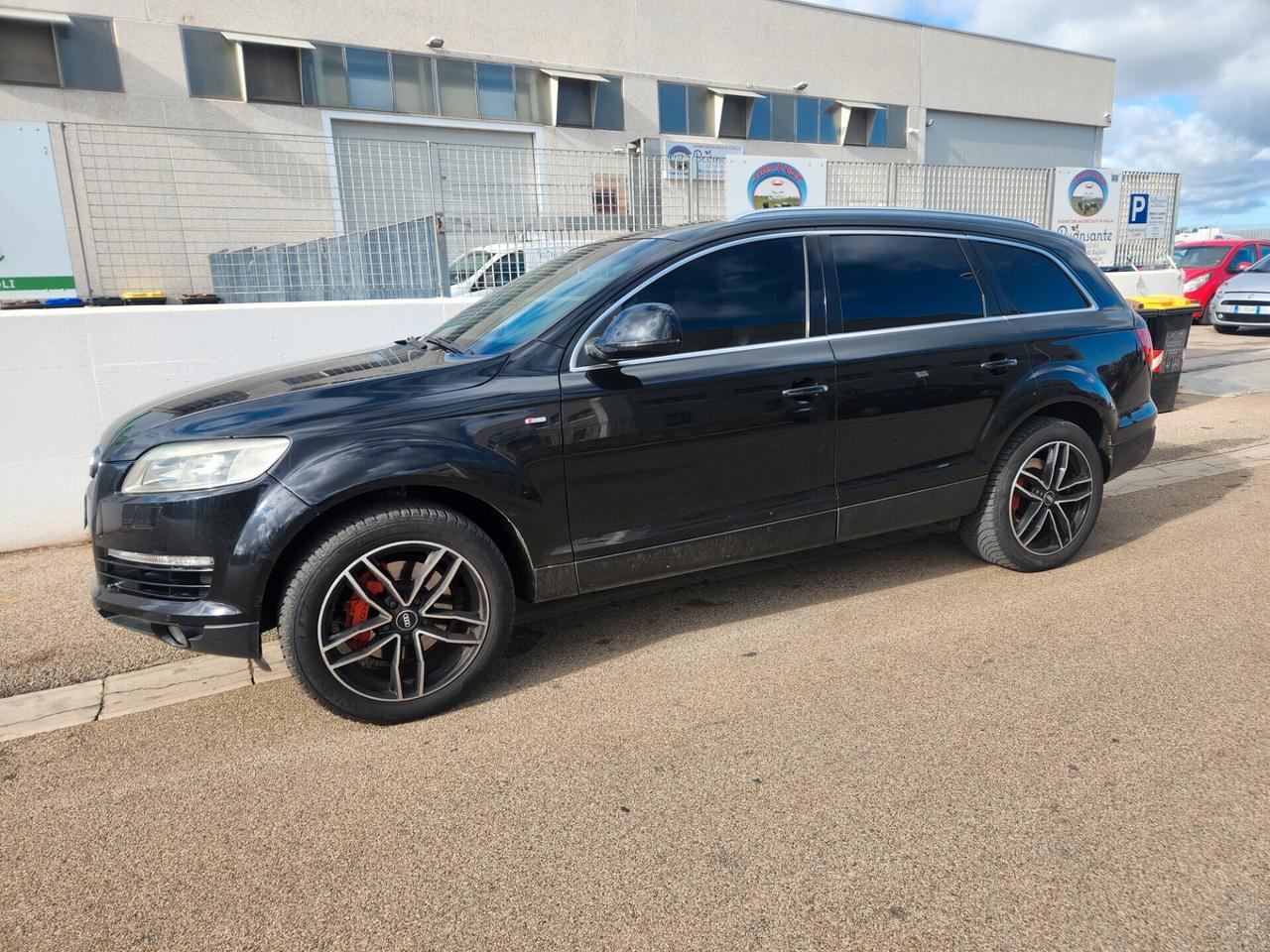 Audi Q7 4.2 V8 TDI quattro tiptronic