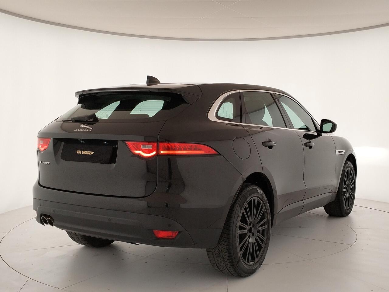 Jaguar F-Pace 2.0 D 180 CV AWD aut. Prestige