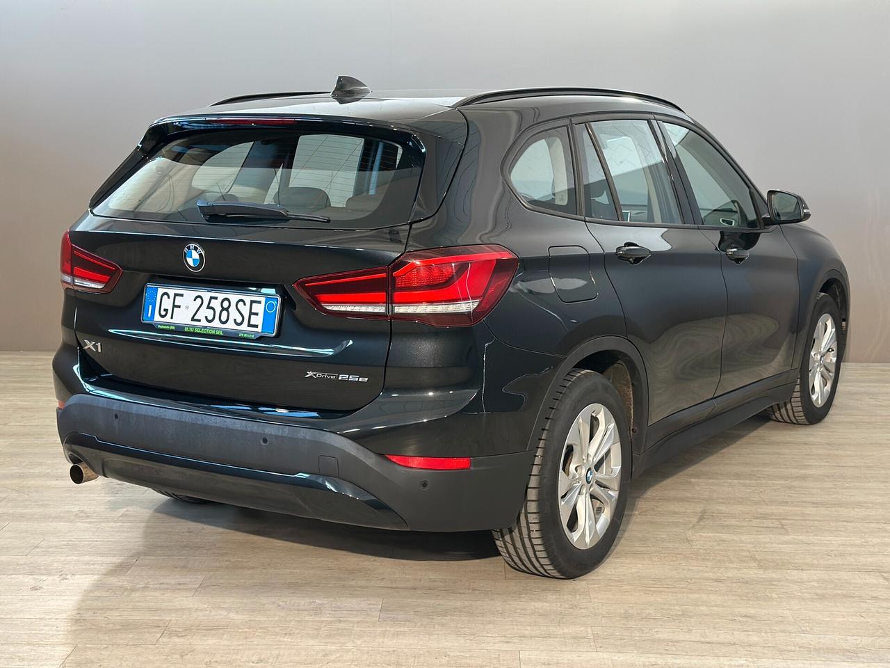 BMW X1 xDrive 25e Business Advantage auto