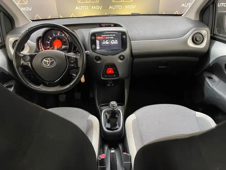 Toyota Aygo Connect 1.0 VVT-i 72 CV 5 porte x-fun