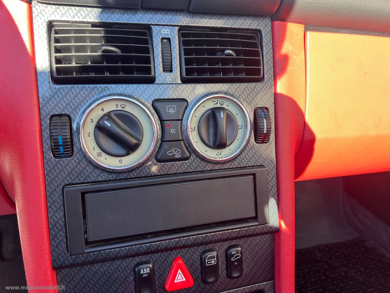 MERCEDES-BENZ SLK 200 SOLO KM.9700 UNICOPROPRIETARIO