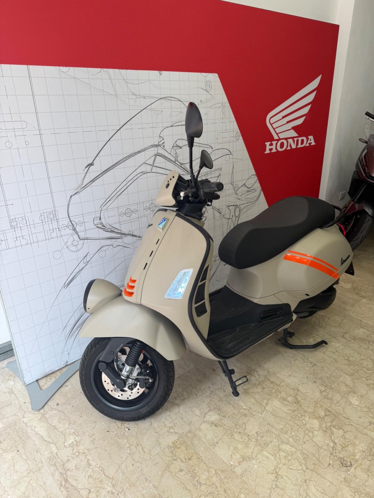 Piaggio Vespa 300 GTV