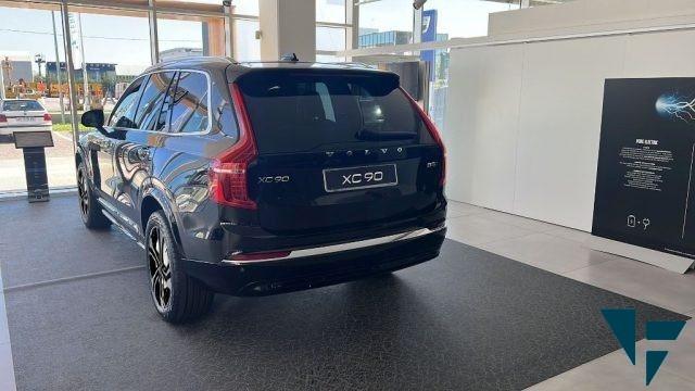 VOLVO XC90 B5 (d) AWD automatico Plus Bright