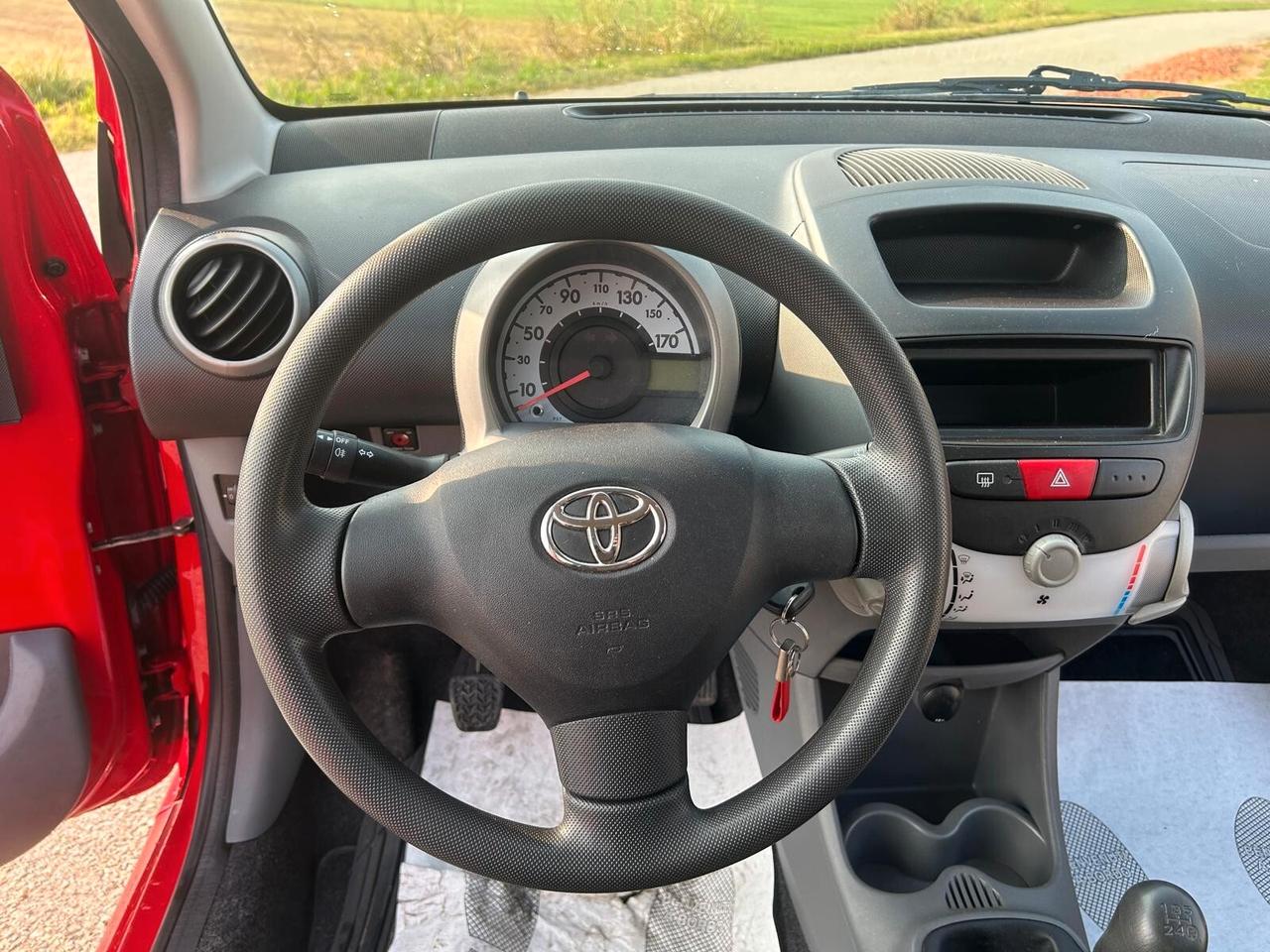 Toyota Aygo 1.0 12V VVT-i 5 porte