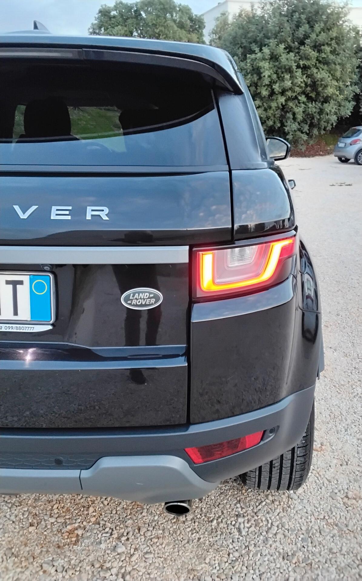 Land Rover Range Evoque 2.0 TD4 180 CV 5p. Pure