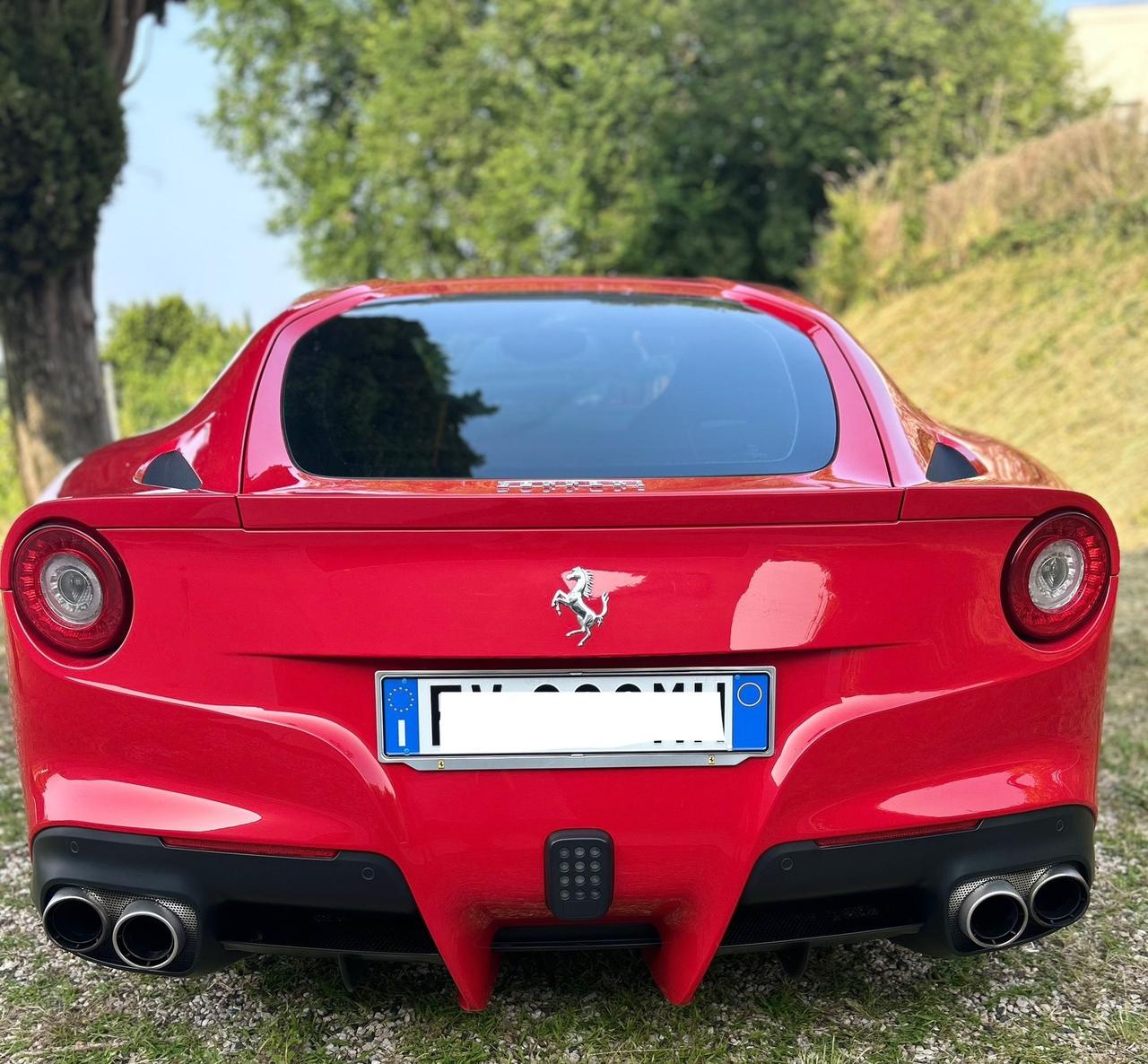Ferrari F12 F12berlinetta