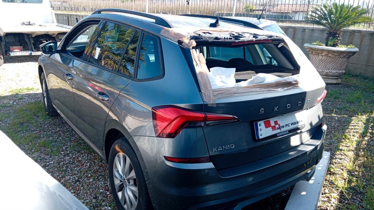 Skoda Kamiq 1.0 TSI Ambition SINISTRATA