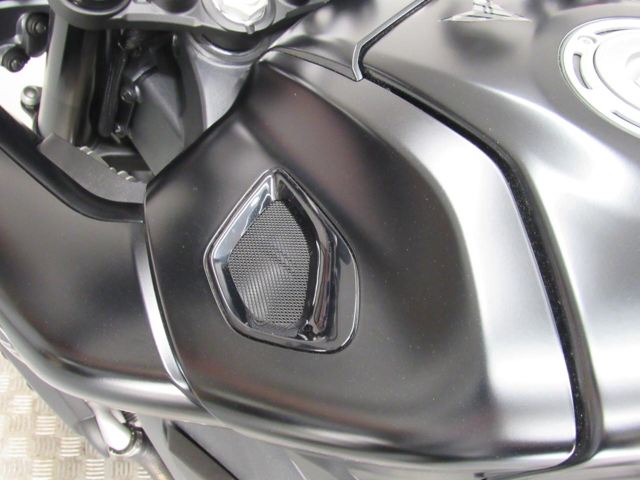 Yamaha MT-10 ABS TECH BLACK