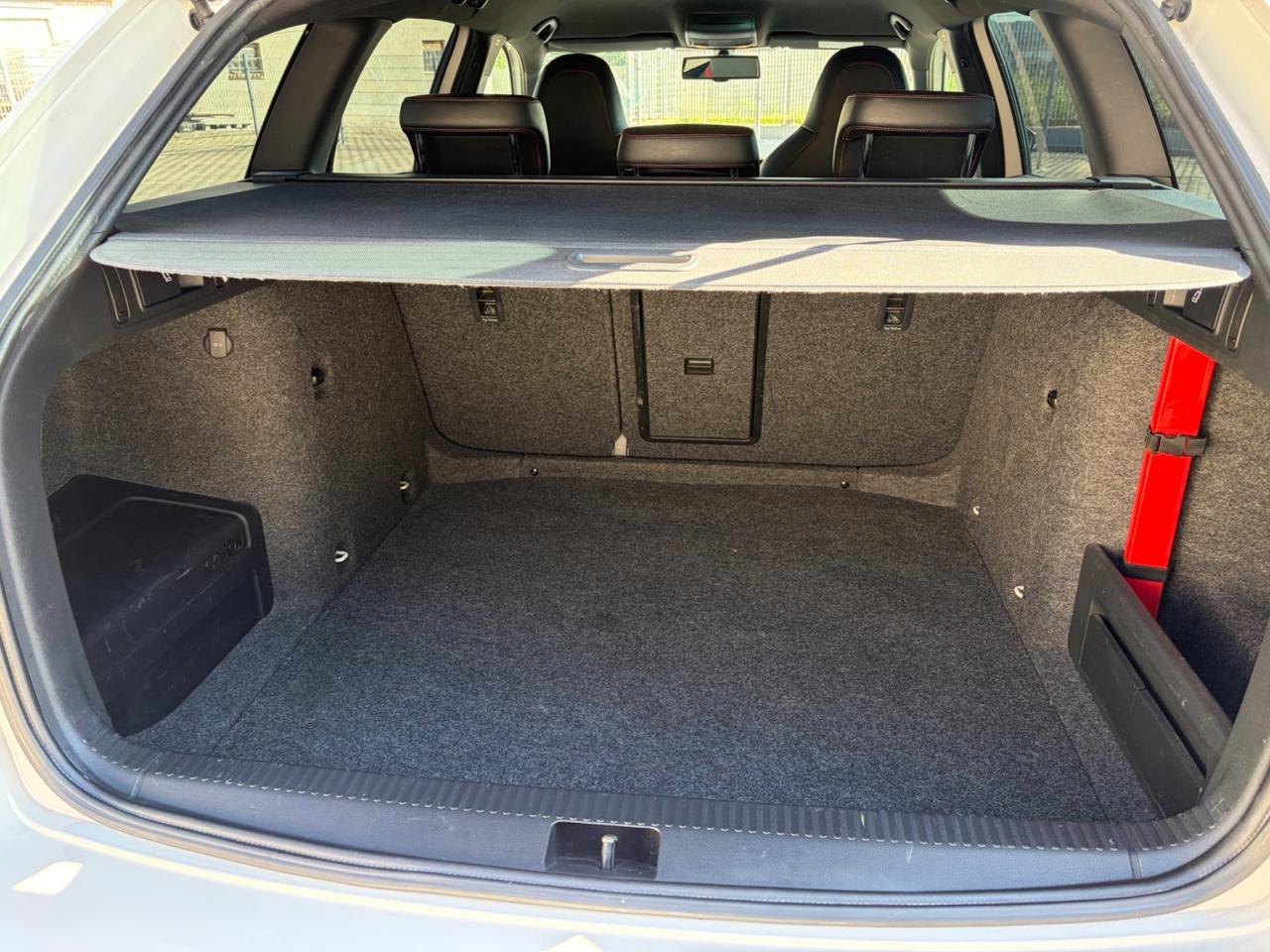 Skoda Octavia 2.0 TDI Wagon RS - 2013 “Bellissima”