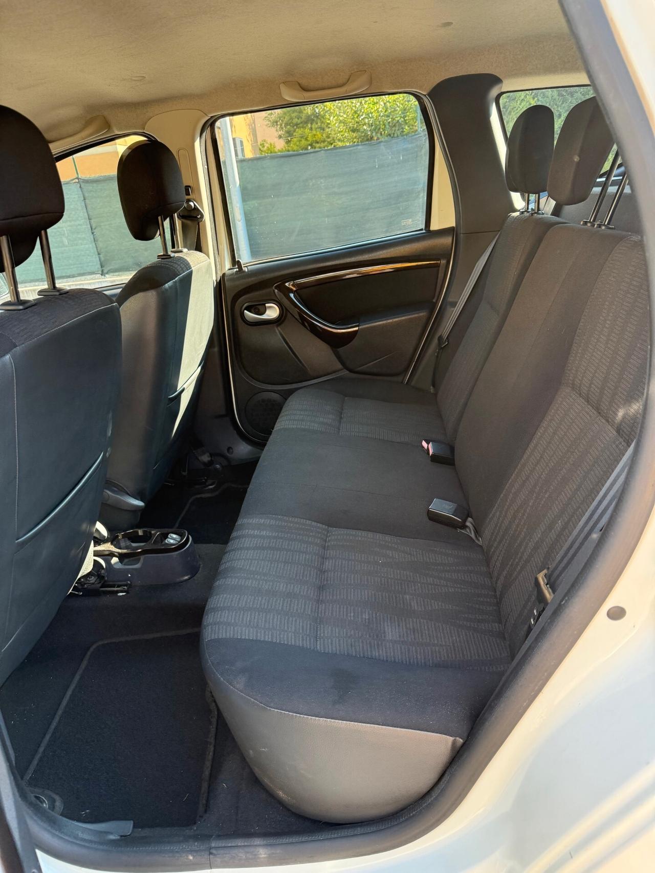 Dacia Duster 1.5 dci 4x4 - 12 MESI DI GARANZIA -