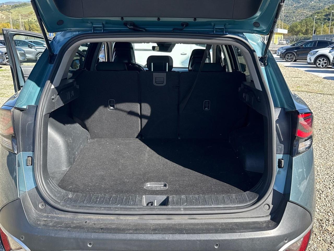 Kia Sportage 1.6 crdi mhev business imt