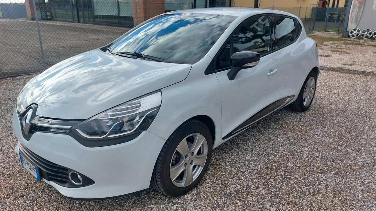 Renault Clio 1.5 dCi 8V 75CV 5 porte Costume National