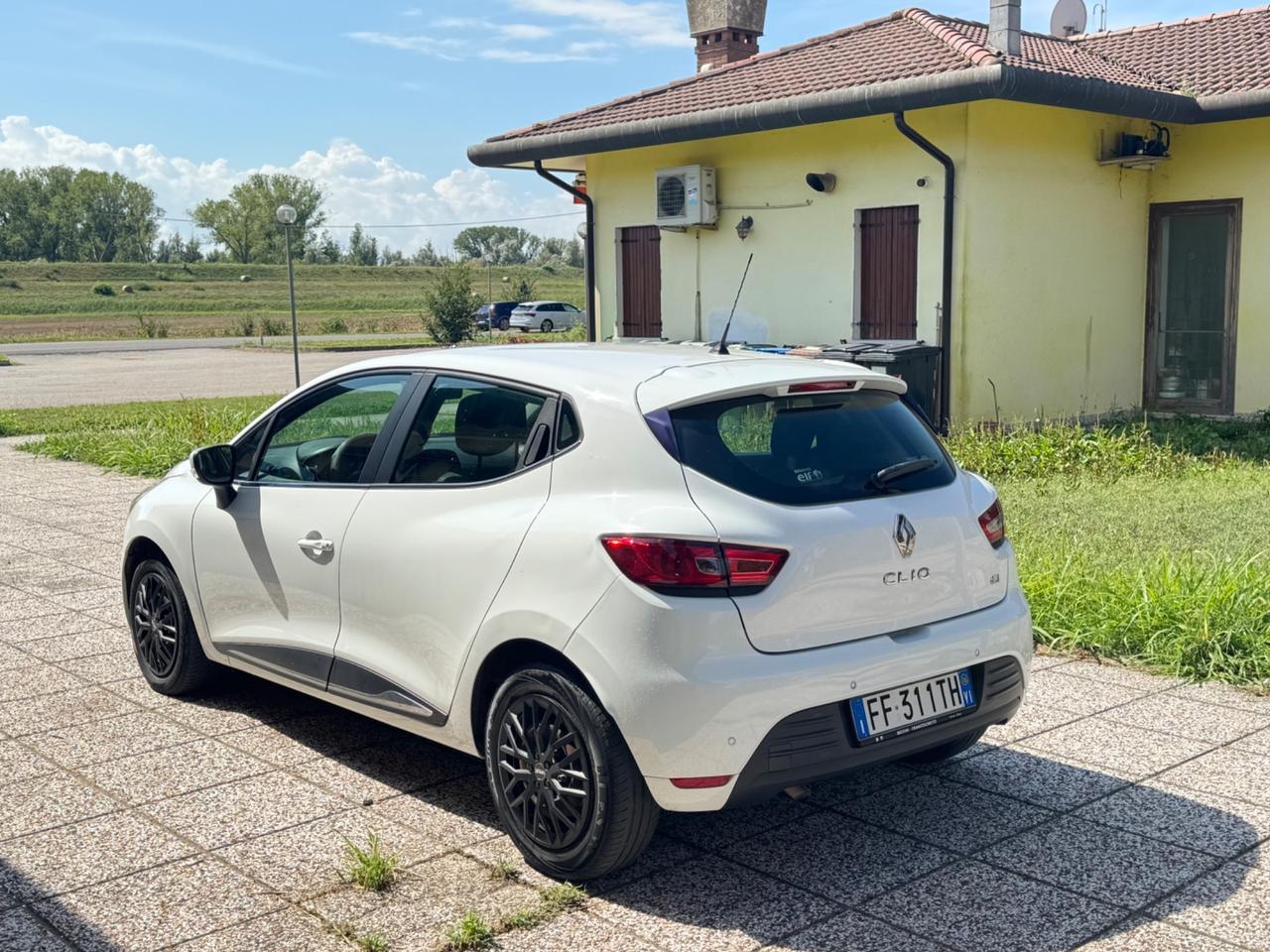 Renault Clio dCi 8V 75 CV Start&Stop 5 porte Energy Intens