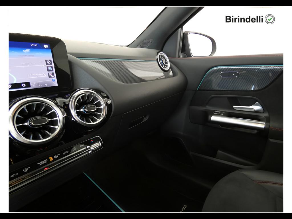 Mercedes-Benz GLA (H247) - GLA 200 d Automatic Premium