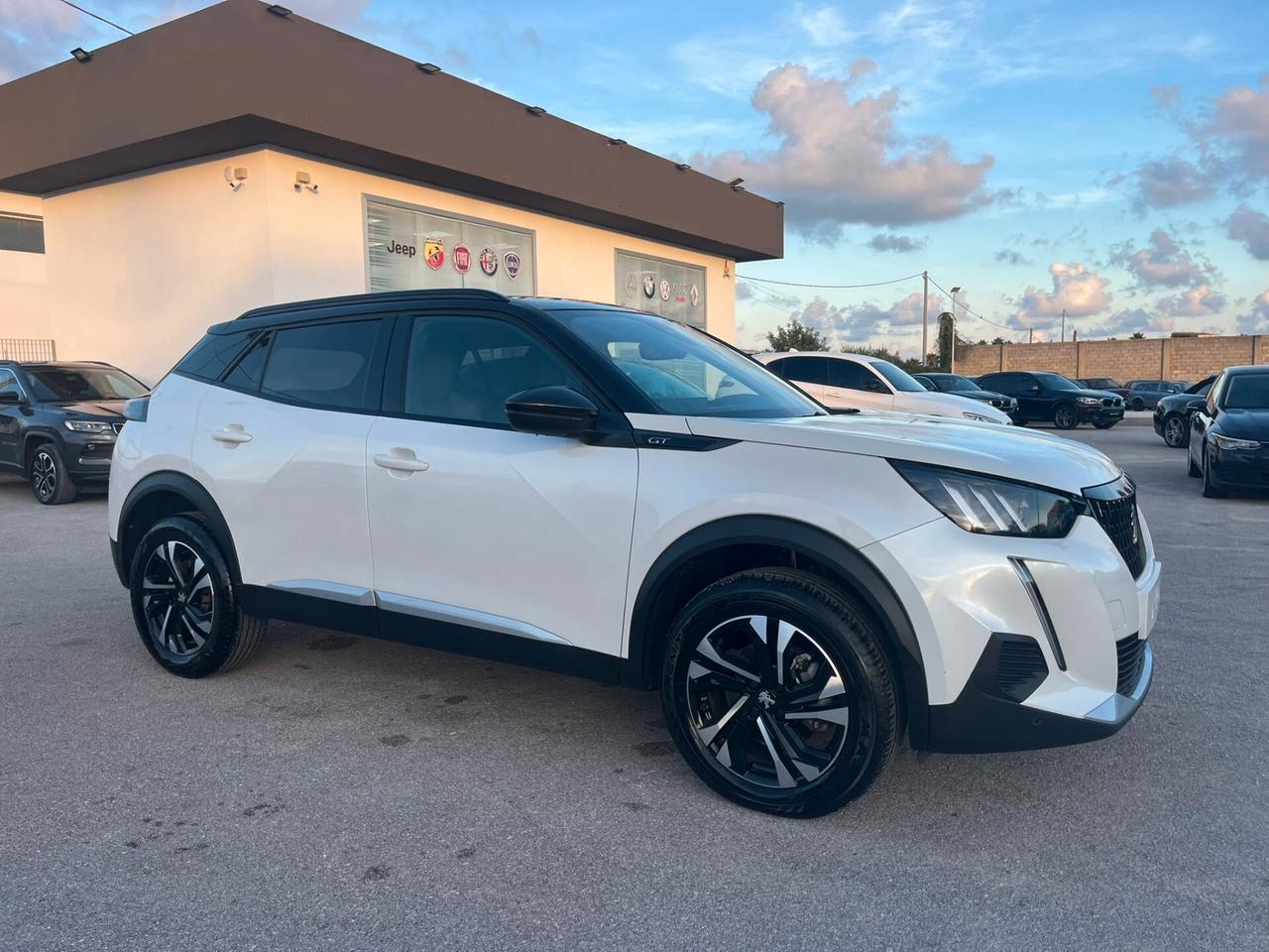 Peugeot 2008 BlueHDi 130 S&S EAT8 GT