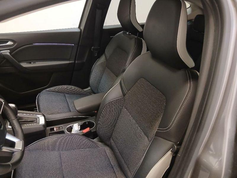 Renault Captur 1.6 E-Tech hybrid Techno Fast Track 145cv auto