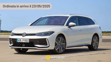 VOLKSWAGEN Passat 1.5 eTSI 150 CV ACT DSG R-Line