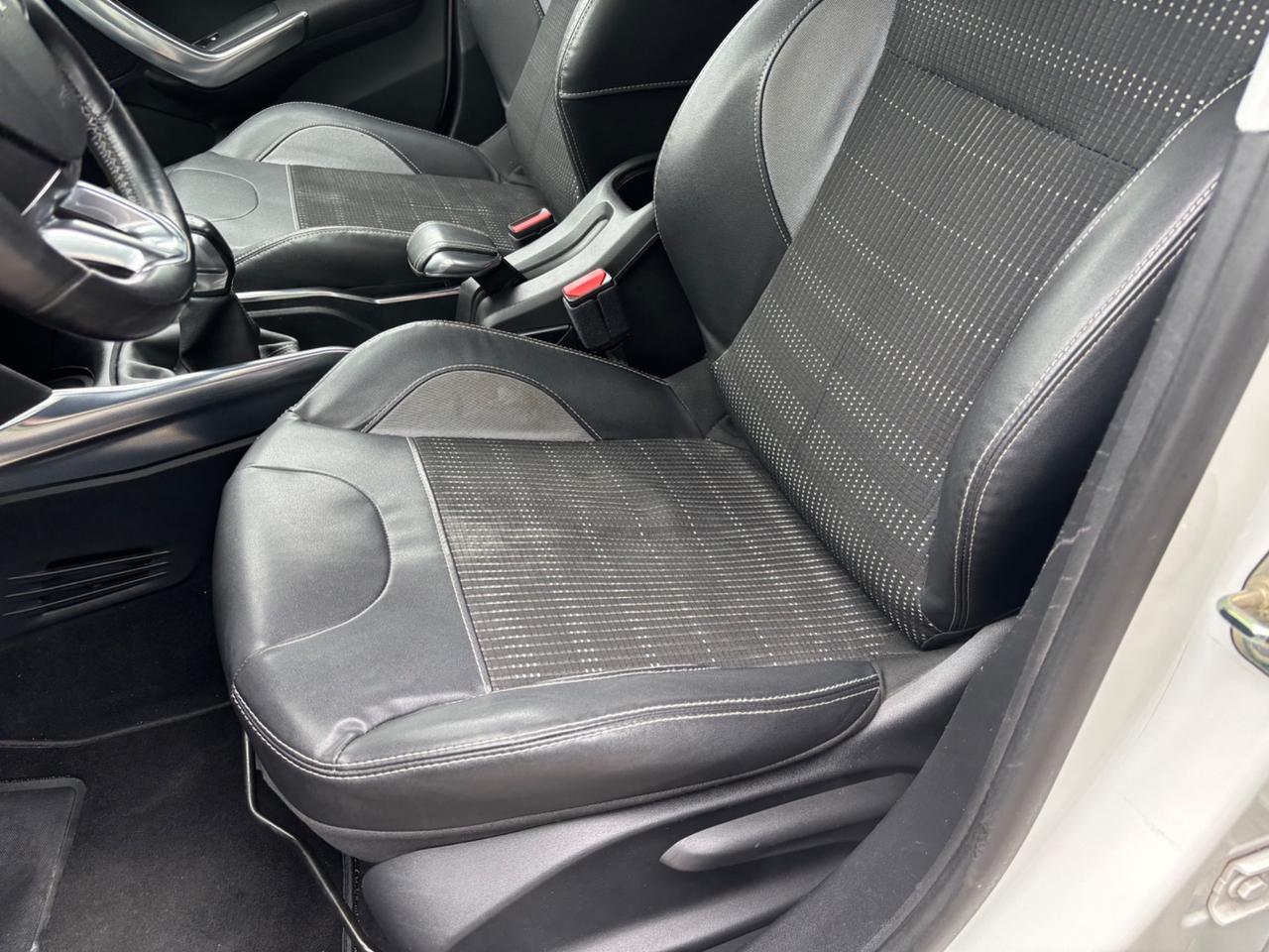 Peugeot 2008 1.6 hdi 92 CV Allure OK NEOPATENTATI