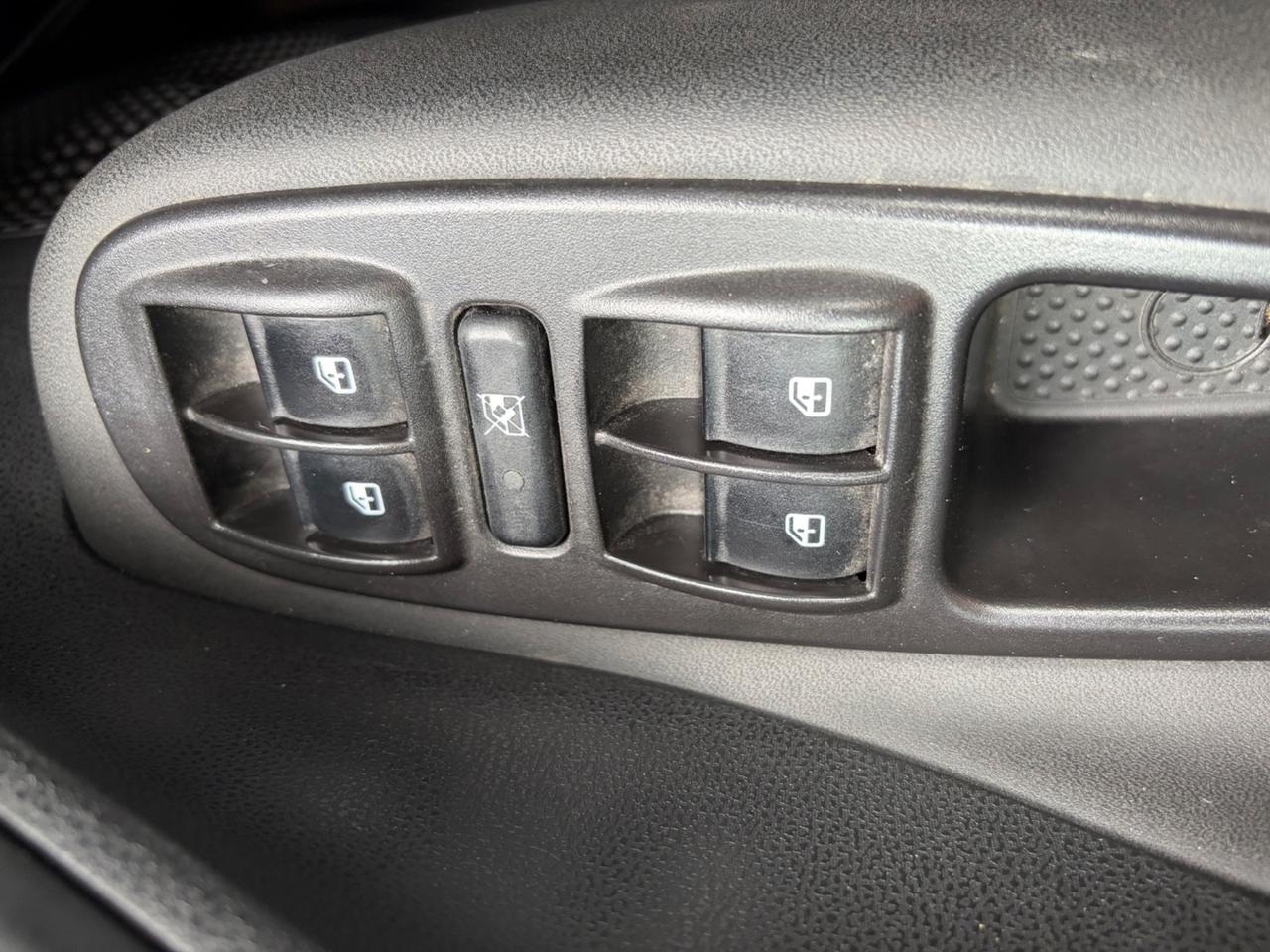 Fiat 500L 1.3 Multijet 95 CV Dualogic Cross