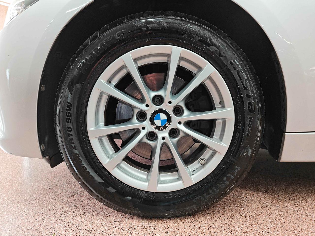 Bmw 320 320d Touring Business Advantage aut.