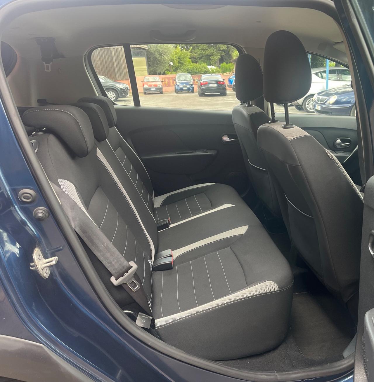Dacia Sandero Stepway1.5dCi 90CVPrestige-km 99000-