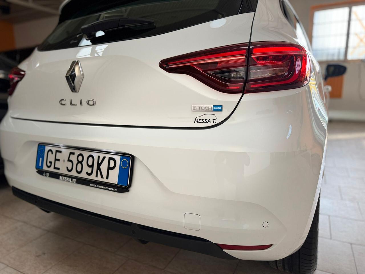 Renault Clio FULL HYBRID E-TECH INITIAL PARIS
