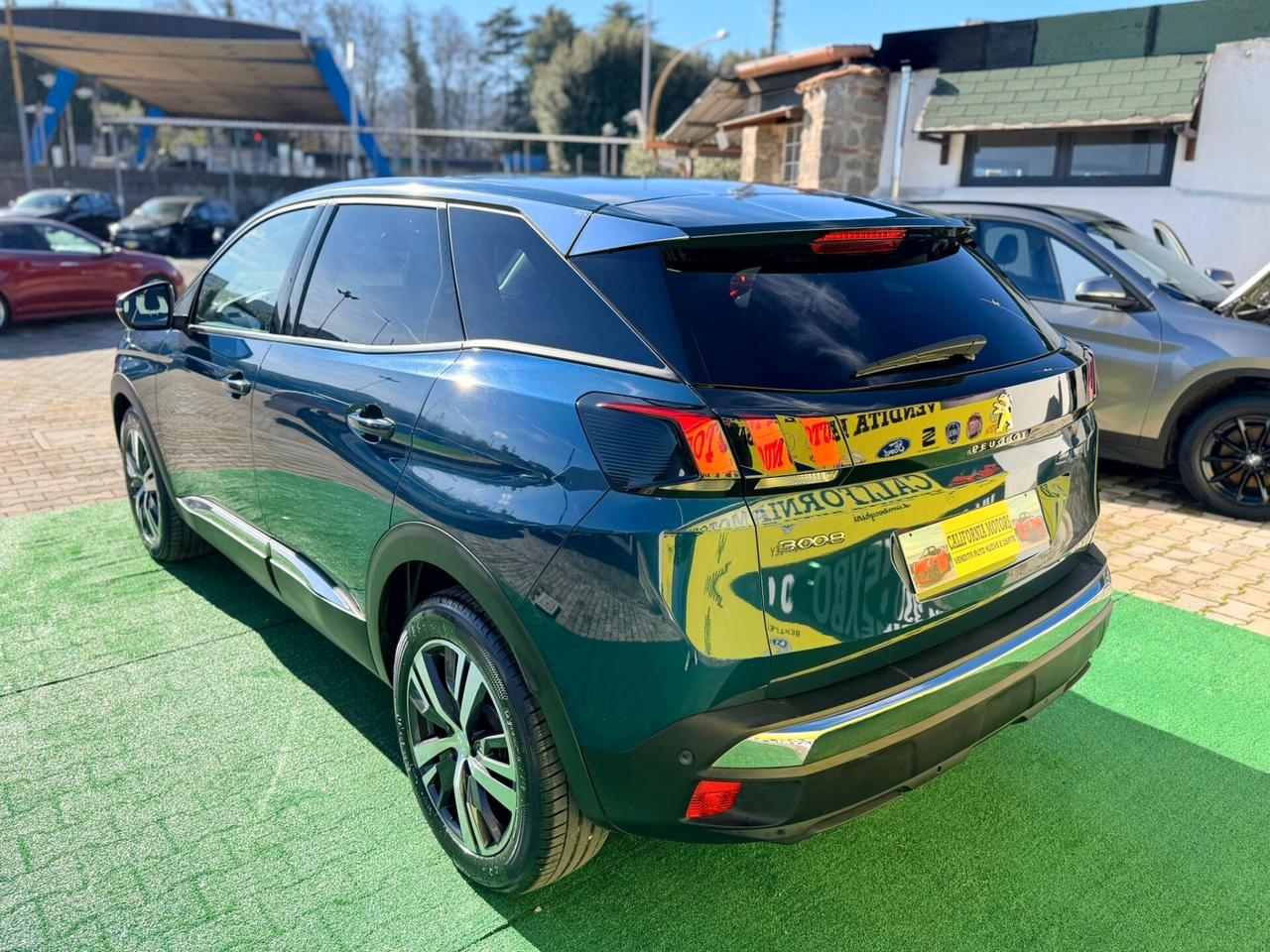 Peugeot 3008 1.5 DIesel 131CV EAT8 Allure Pack anno 10/2022 Permute Garanzia Finanziamento