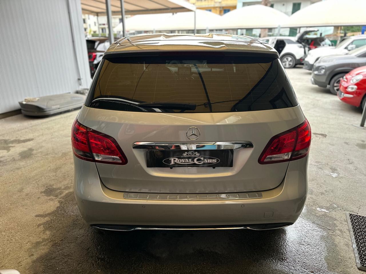 Mercedes-benz B 180 Sport/Automatic