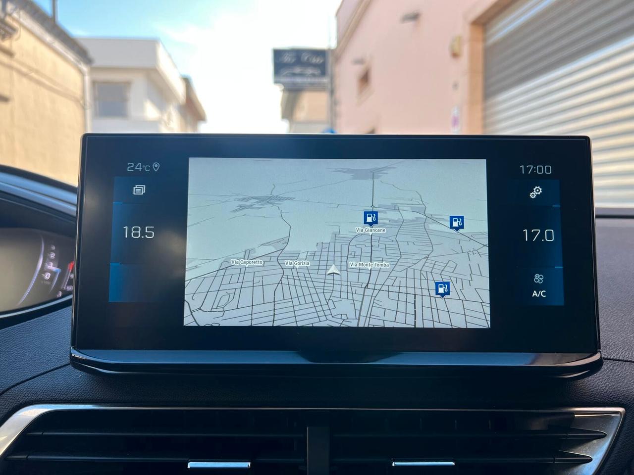 PEUGEOT 3008 ALLURE 1.5 130CV PELLE NAVI CAM ANNO 2022