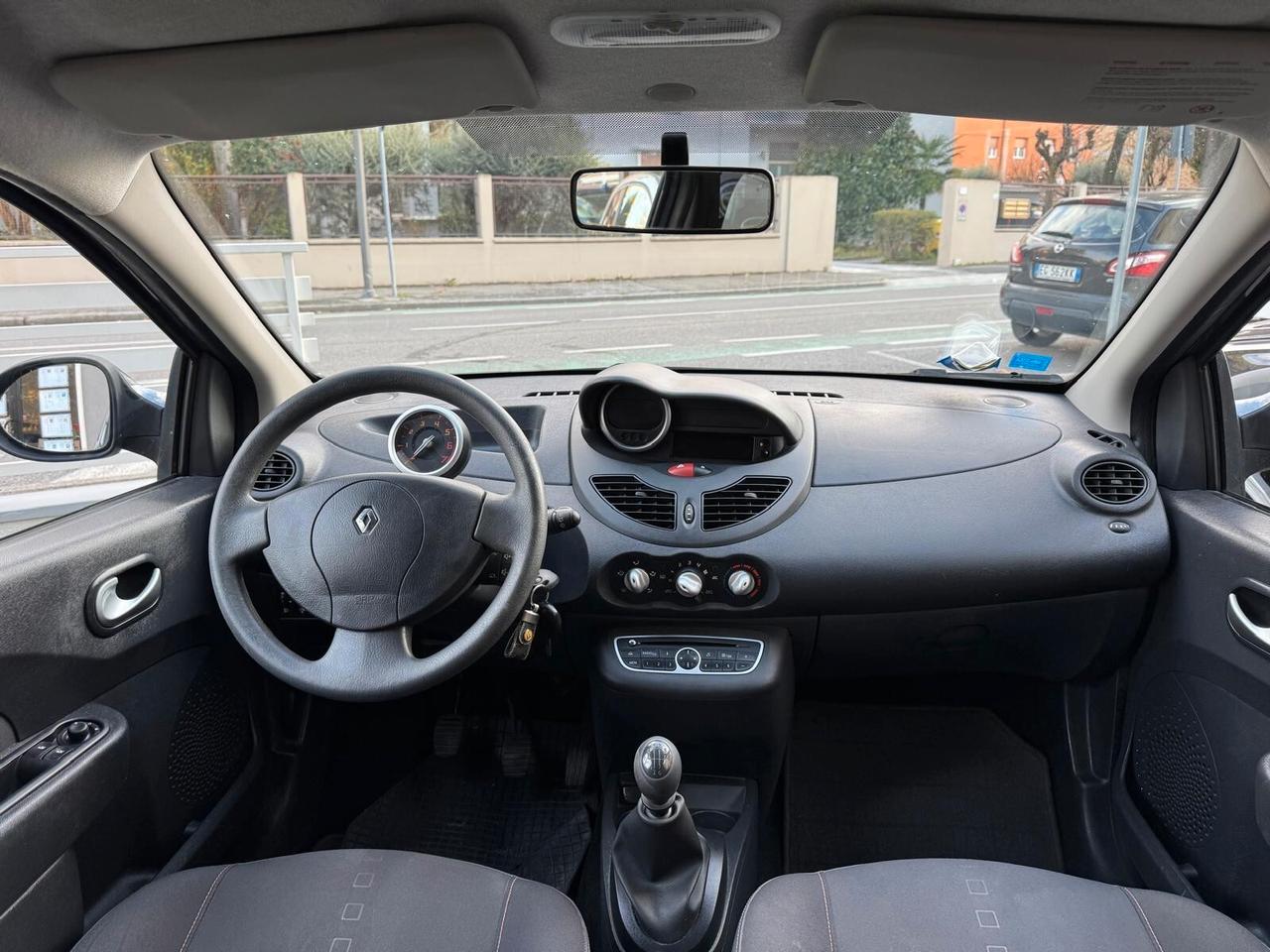 RENAULT TWINGO 1.2 LE IENE NEOPATENTATI