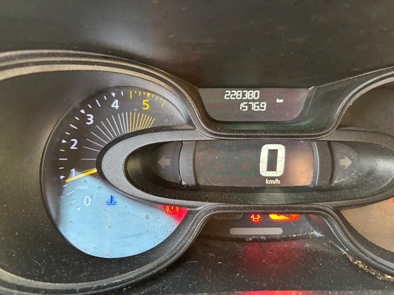 Renault Trafic T29 1.6 dCi 115CV 9 POSTI