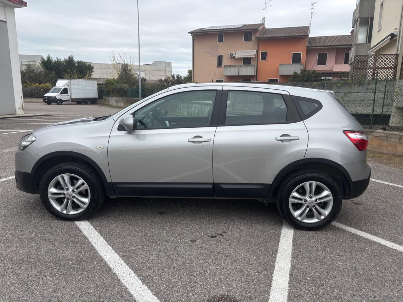 Nissan Qashqai 1.5 dCi DPF Tekna