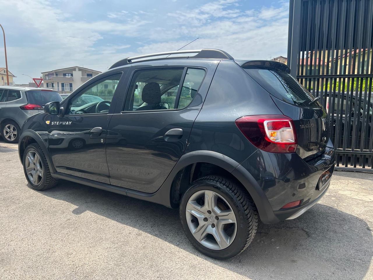 Dacia Sandero Stepway 0.9 tce (prestige) s Navi/Park/Bluetooth