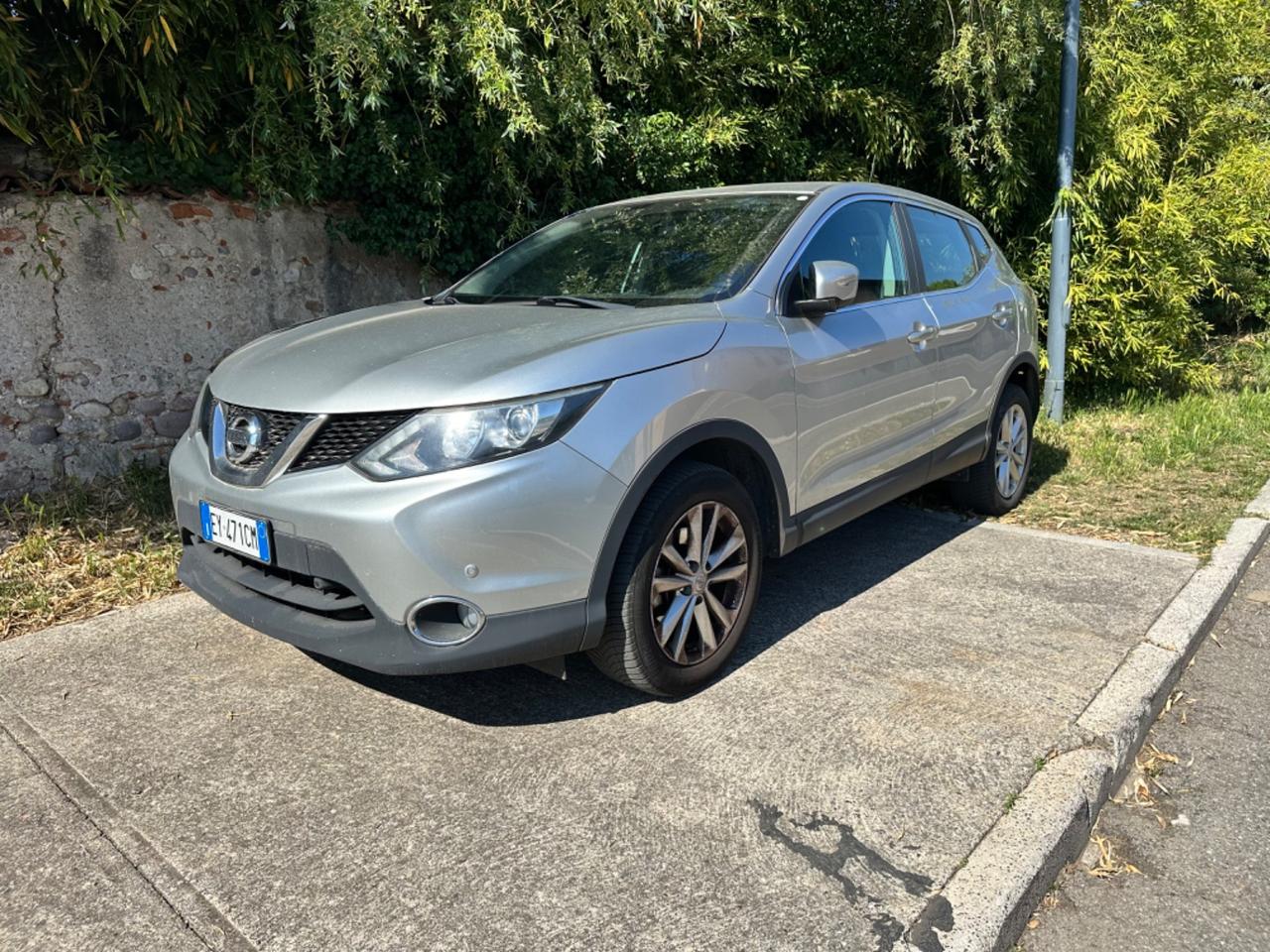 Nissan Qashqai 1.6 dCi 4x4 Tekna. Tagliandi certificati