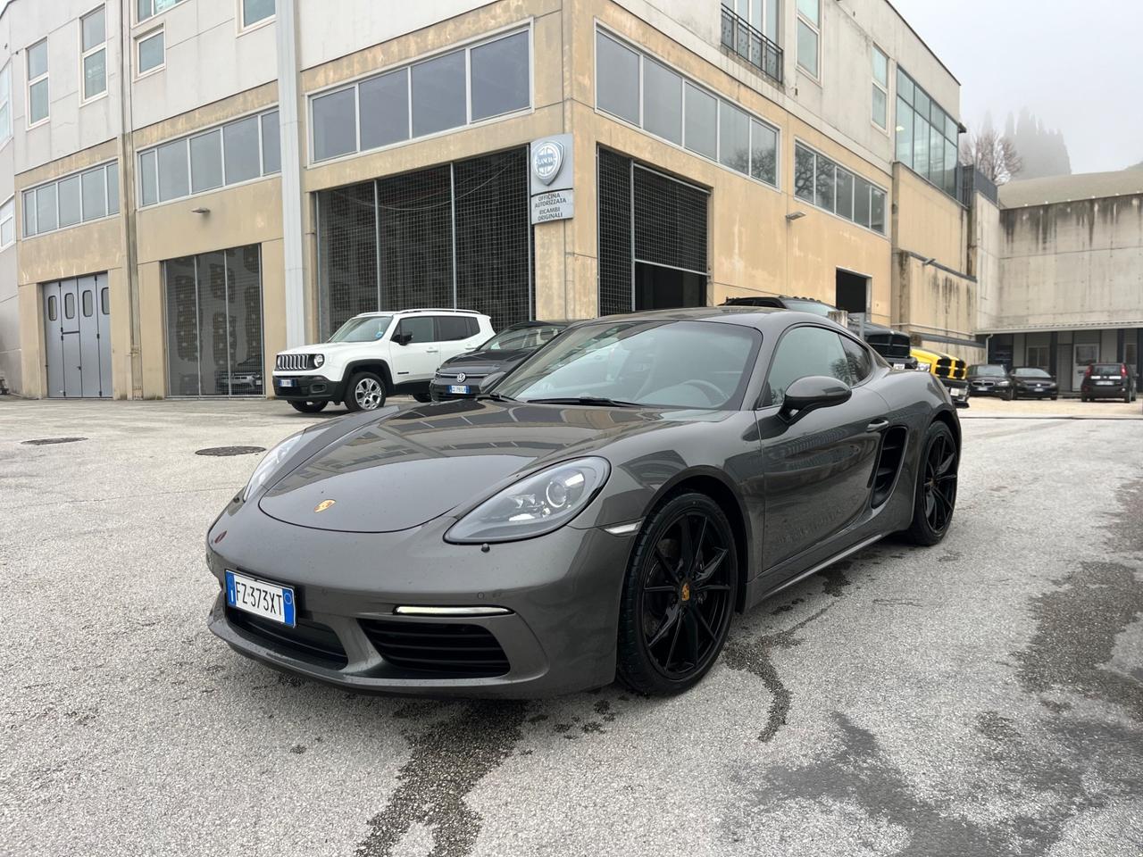 Porsche 718 Spyder Cayman 2.0