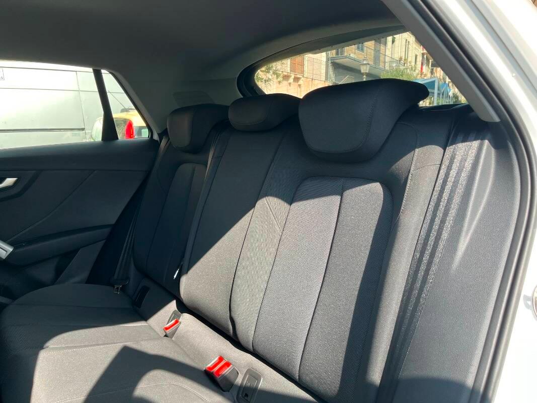 Audi Q2 30 1.6 tdi Business S-Tronic 116CV