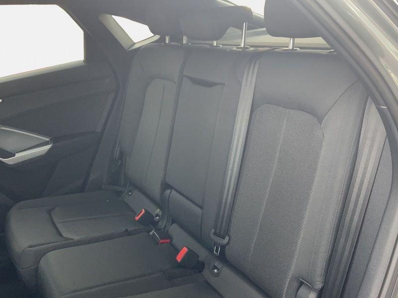 Audi Q3 35 TFSI S tronic S line black pack 19" Led Matrix Camera