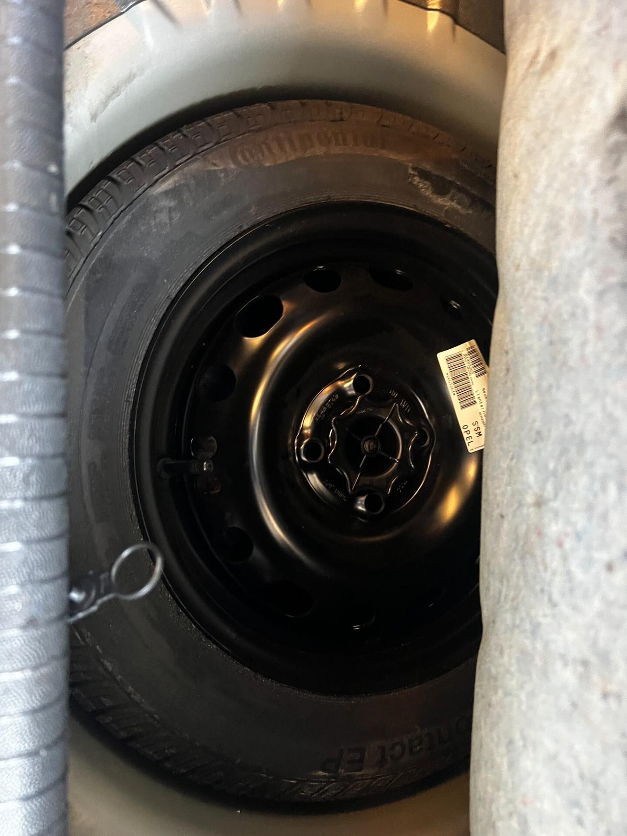 Opel Corsa 1.0i 12V cat 5 porte adatta a neopatentati