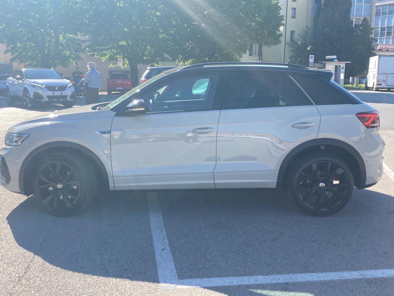 Volkswagen T-Roc 1.5 TSI R Line #10580
