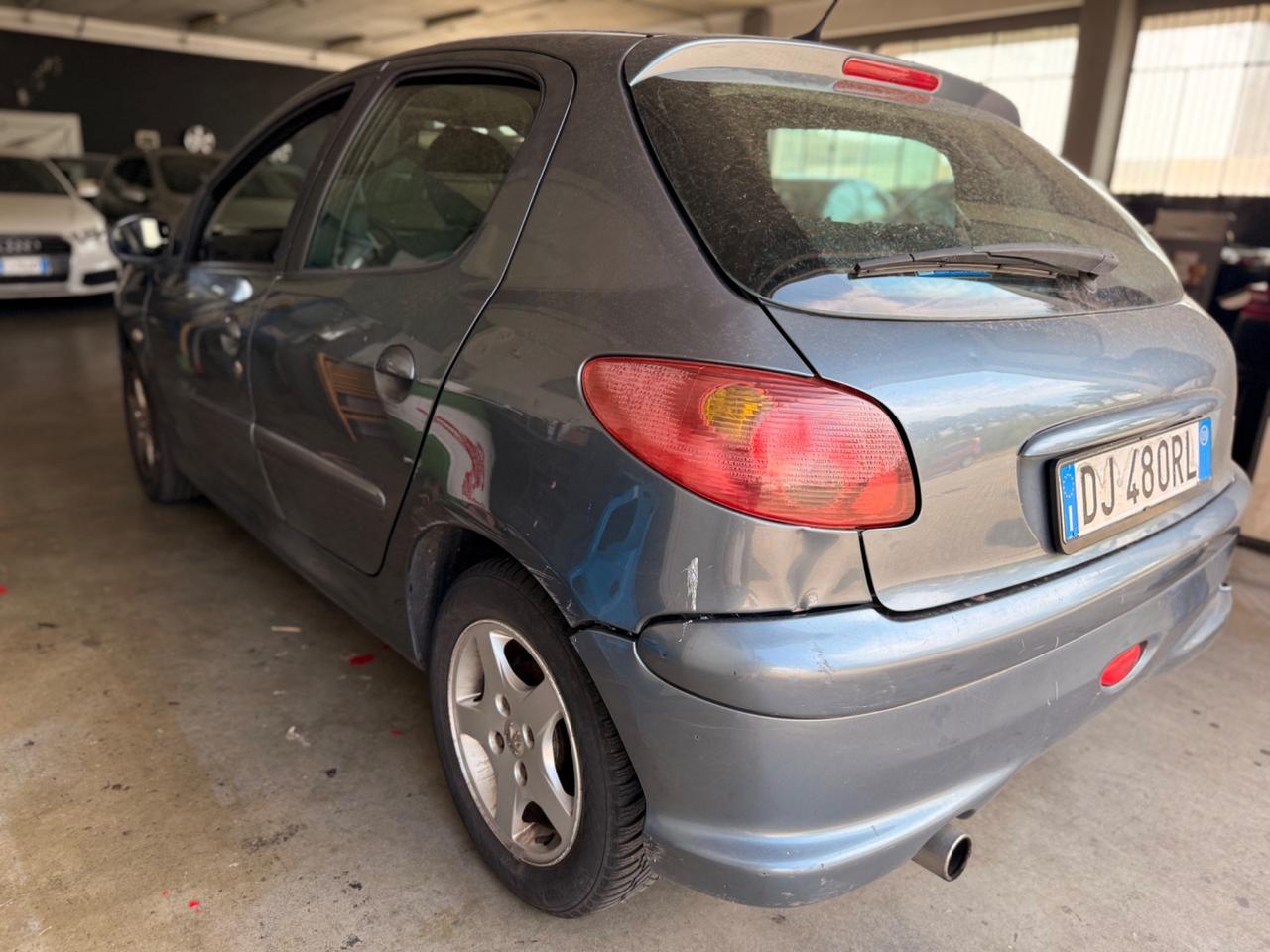 Peugeot 206 1.4 5p. Enfant Terrible