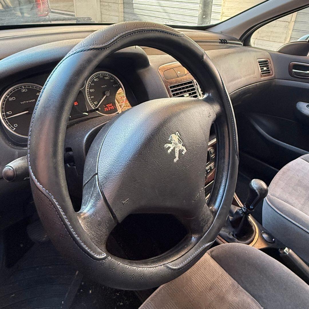 Peugeot 307 1.6 16V HDi SW - 110CV
