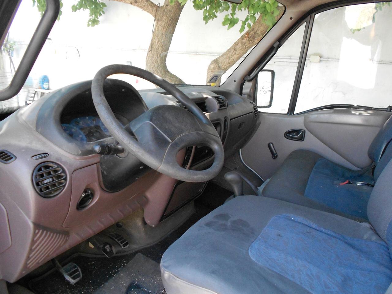 Renault Master T28 2.5 diesel PC Furgone