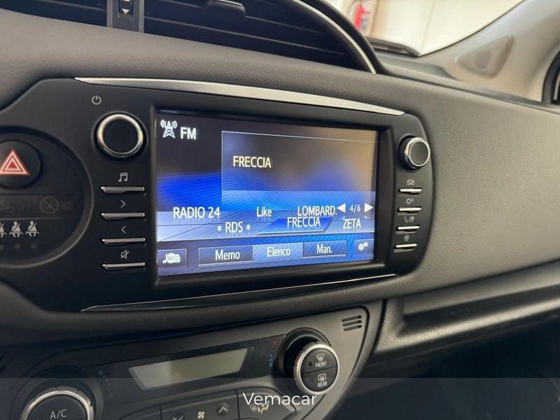 Toyota Yaris 1.5 Hyb. Business - RETROC - KM 49200! NEOPATENTATI !!