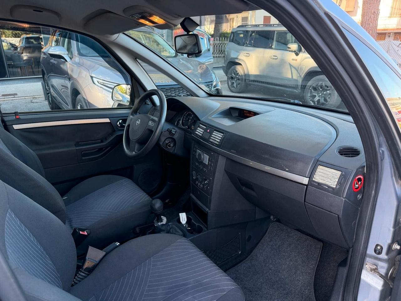Opel Meriva 1.8 16V Cosmo