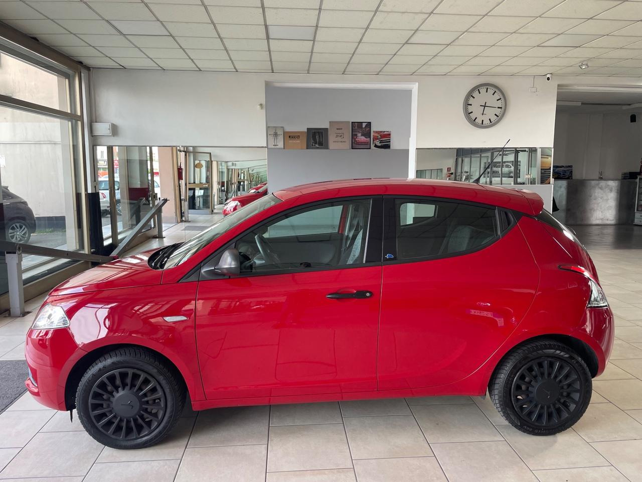Lancia Ypsilon 1.2 69 CV 5 porte Elefantino - Nessun vincolo -