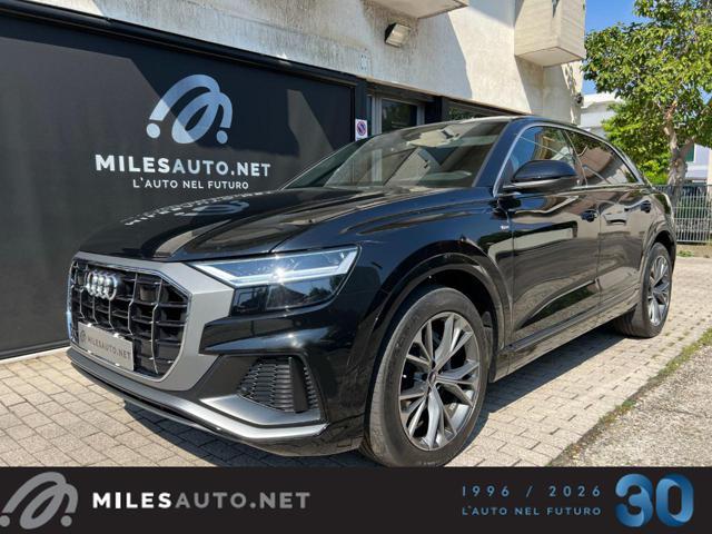 AUDI Q8 50 TDI 3x Sline Pano 7 anni garanzia ?990/mese