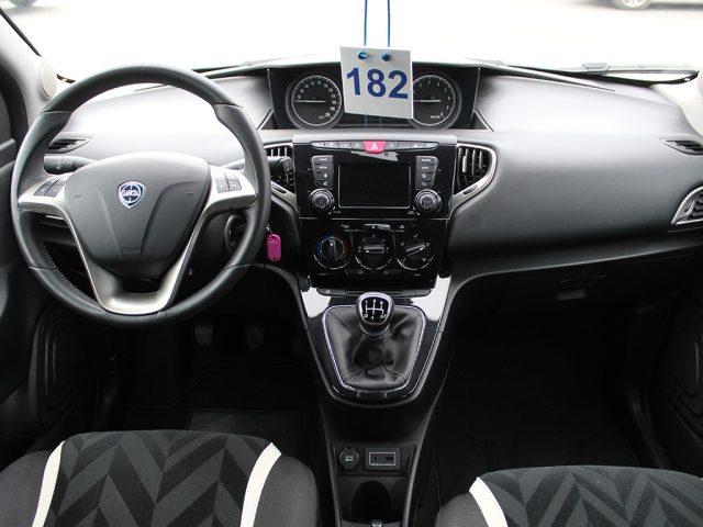 LANCIA Ypsilon 1.2 69 CV 5 porte Silver