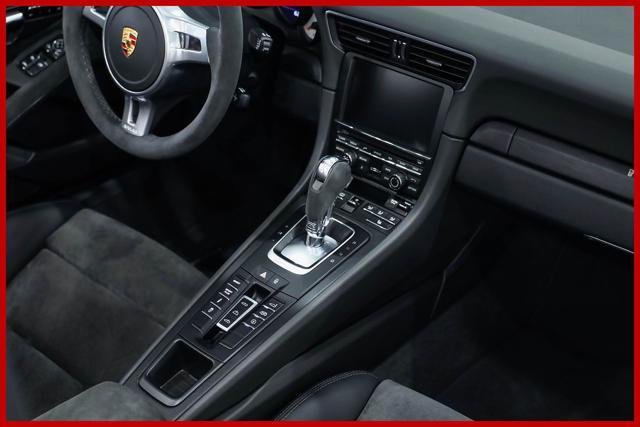 PORSCHE 991 3.8 Carrera 4 GTS Cabriolet